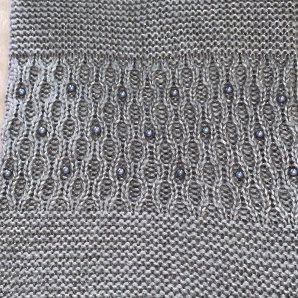 Betsey Johnson knit cowl neck scarf with pearls - Picture 2 of 4